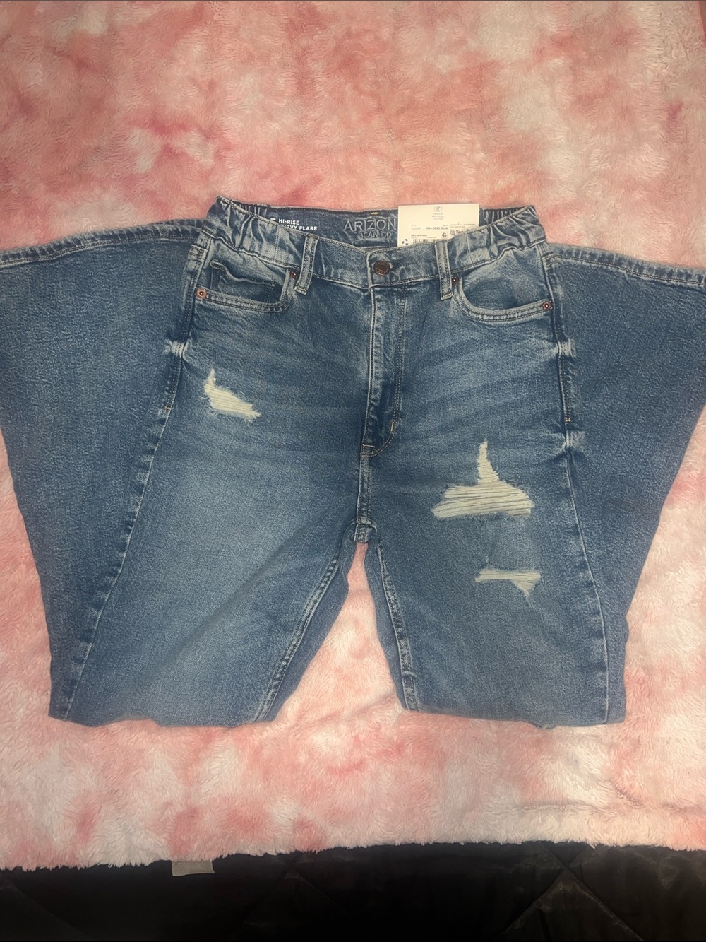 Arizona Hi-Rise Curvy Flare Jeans
